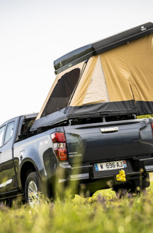 Hussarde TRIUP ユサードトリアップ